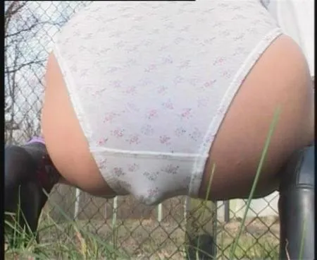 Download Rada - Street and Panty Kaviar 3 DVDRip (Germany, Panty Scat) scat-shop.com