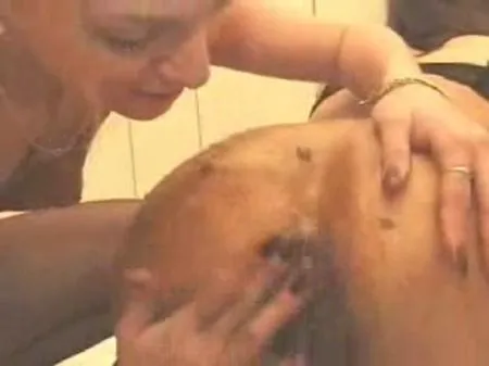 Download Girls - Scat French Milfs L87 SD (Dirty Anal, Scat Lesbian) scat-shop.com