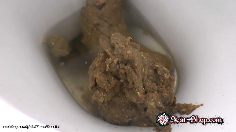 SharaChocolat - 2 Lochness Monster Poos [Defecation / 146 MB] FullHD 1080p (Toilet Slavery, Amateur)