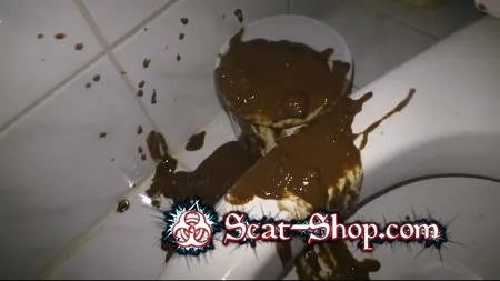 Download HotDirtyIvone - A diarrhea everywhere FullHD 1080p (Shit, Amateur) scat-shop.com