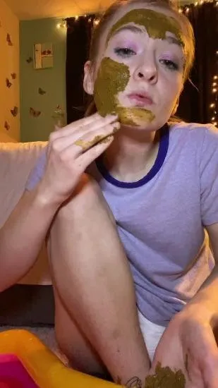 sexandcandy18 - Quiet scat fun! UltraHD 2K (Amateur, Teen)