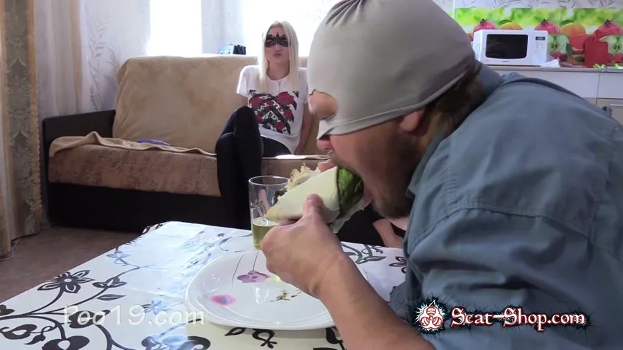 MilanaSmelly - Shawarma stuffed with girls’ shit FullHD 1080p (Femdom, Shit)