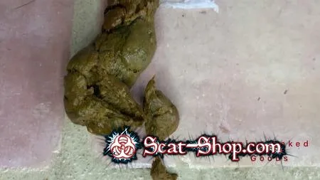 Porn Marinayam19 - Leaning towards the bed and shitting FullHD 1080p (Solo, Shit) scat-shop.com