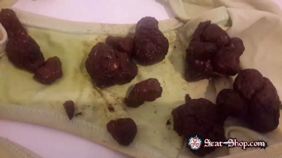 Thefartbabes - 12 Turds 4 Slave FullHD 1080p (Scatology, Solo)