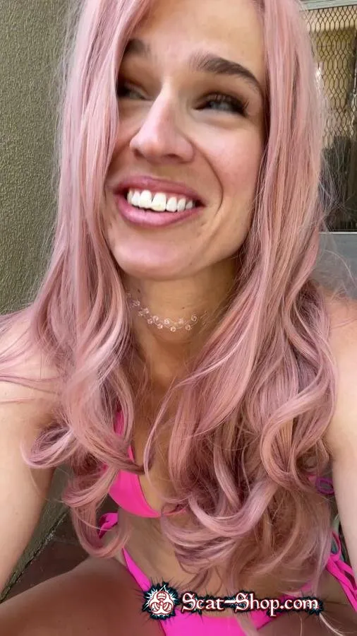 VibeWithMolly - The famous shitting stripper UltraHD 2K (Poop, Amateur)