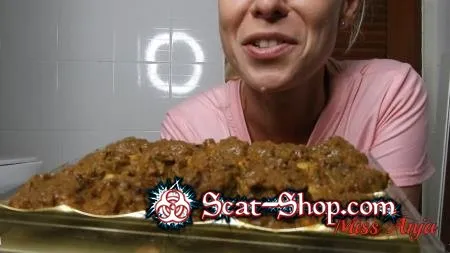 Download MissAnja - Ferrero Roche Dessert For Slaves FullHD 1080p (Solo, Eat) scat-shop.com