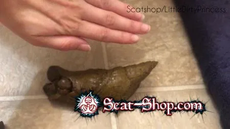 Porn LittleDirtyPrincess - Urgent shit plops on the floor FullHD 1080p (Scat, Solo) scat-shop.com