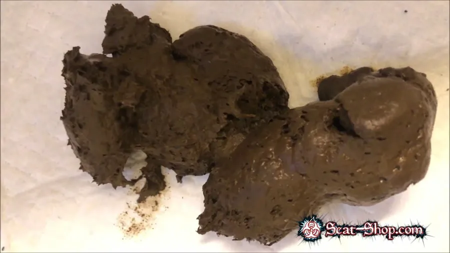 TinaAmazon - Black boots standing shit over you FullHD 1080p (Scatting, Amateur)