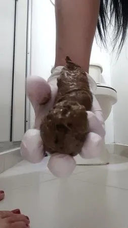Download CherryPie - Cherry pooping in bath UltraHD 2K (Big pile, New, Solo) scat-shop.com