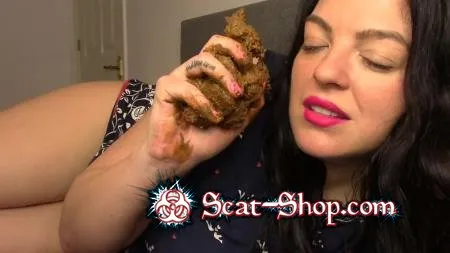 Download Evamarie88 - Eat my sweet shit FullHD 1080p (Defecation, Milf) scat-shop.com