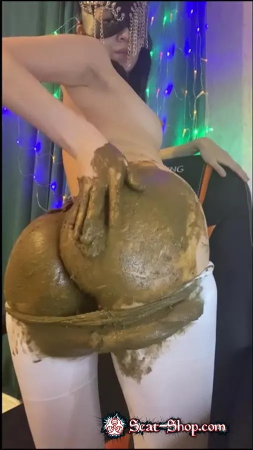p00girl - A bunch of shit and piss in white nylon, smearing on the ass UltraHD 2K (Defecation, Solo)