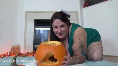 SamanthaStarfish - Pooping In My Pumpkin Huge Ass [Fetish / 210 MB] FullHD 1080p (BBW, Defecation)