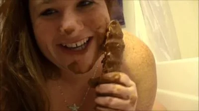 Samantha Starfish - Sloppy Wet Shit and Dildo Play [Pooping / 324 MB] FullHD 1080p (BBW, Toy, Solo)