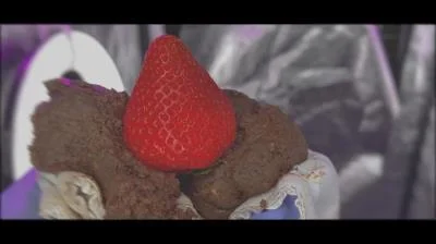 DirtyBetty - Shit Strawberries [Food Fetish / 1.15 GB] FullHD 1080p (Solo, Big Ass, Panty)