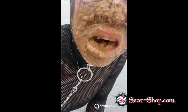 Scatlina - The slave eats her master's shit from the toilet [Scatbook / 570.39 MB] HD 720p