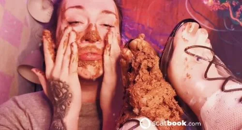 SweetBettyParlour - Creamy Shit x Giant Sexy Feet [Scatbook / 161.37 MB] FullHD 1080p