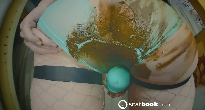 SweetBettyParlour - Poop, Massage, Stinks, Spring [Scatbook / 278.24 MB] FullHD 1080p
