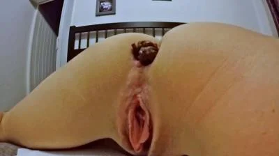 Download Mia Skye aka MiaRoxxx - Spread On The Bed HD 720p (Germany, Dirty Anal) scat-shop.com