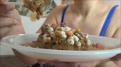 Download Mistress Roberta - Delicious Shit Cake SD (Fetish, Romanian) scat-shop.com