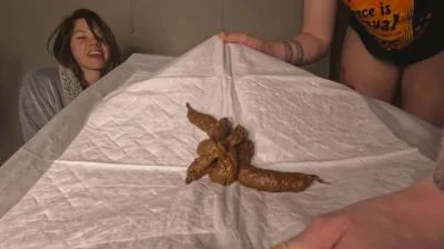 Download Classy N Gassy - Jan Poo Together FullHD 1080p (Solo Scat, Big Ass) scat-shop.com