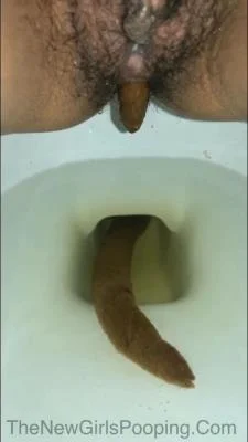 Download Efro Sabrina - Scat Cute Sabrina 5 SD (Brunette, Solo) scat-shop.com