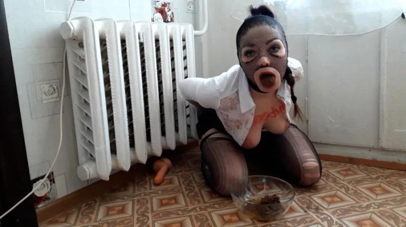 Lina - Scat Tied Up Extreme Swallow FullHD 1080p (Solo, Scat)