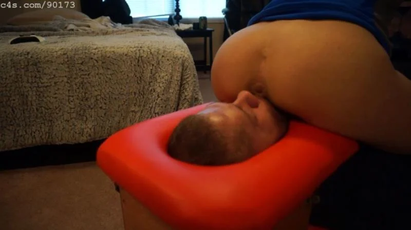 Goddess Amirha - Nose Injections FullHD 1080p (Facesitting, Domination)