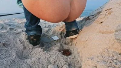 Download Mia Skye aka MiaRoxxx - Beach Shitting HD 720p (Germany, Dirty Anal) scat-shop.com