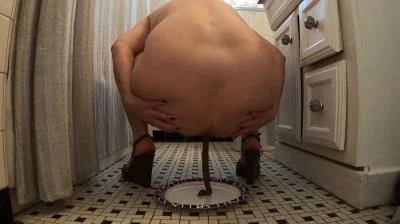 Porn Layla Lee - High Heels Painted Nails FullHD 1080p (Amateur, Defecation) scat-shop.com