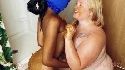 Porn Desperate Kitten Poops In Mommy's Hands FullHD 1080p (IR, Lesbians) scat-shop.com