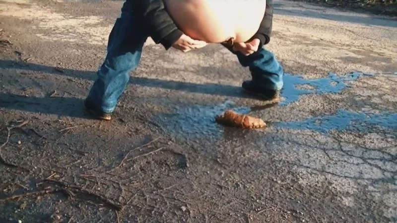 German Countryside Poop HD 720p (Germany, Dirty Anal)