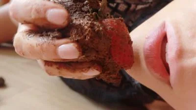 Porn Strawberry Avalanche FullHD 1080p (Defecation, Solo) scat-shop.com