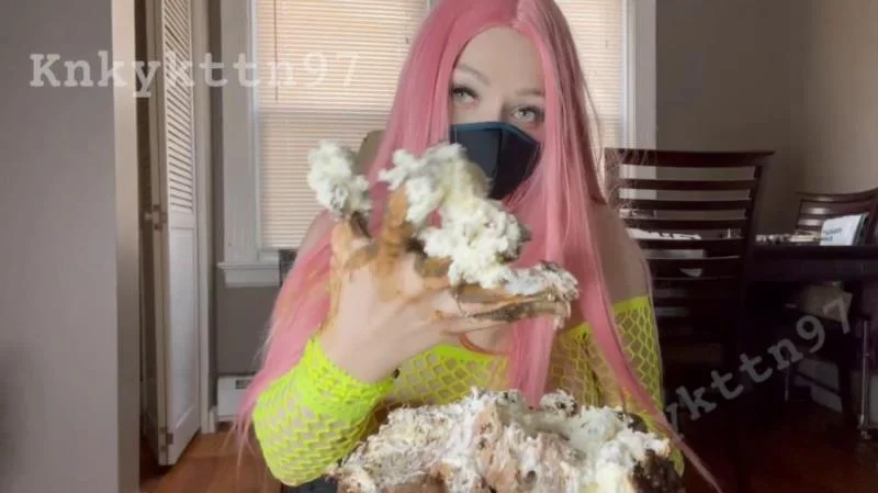 KnkyKttn97 - Best Diner Ever HD 720p (Solo, Shit)