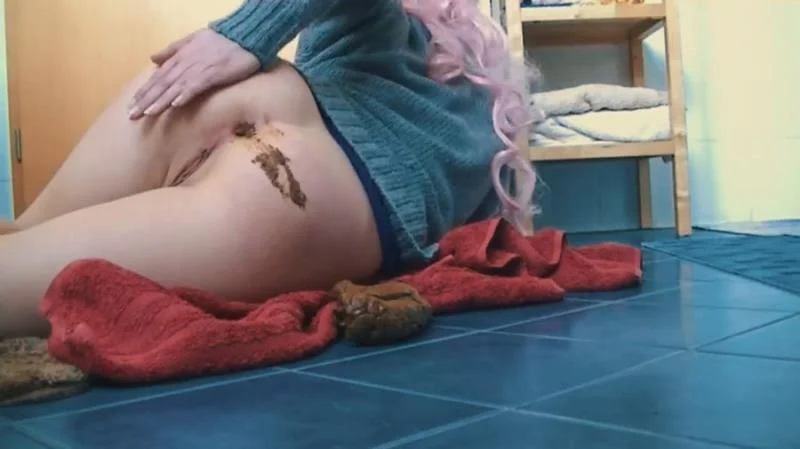 Glass Dildo And Big Shit HD 720p (Germany, Dirty Anal)