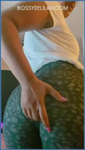 Porn Bossy Delilah - Steven paypig fart sniffer reward [SiteRip] 13.59 MB scat-shop.com