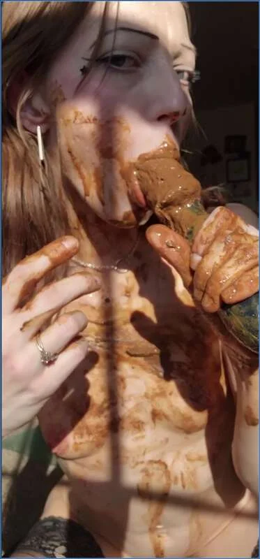 Mycelium Mother - Femme Fatale of Feces [UltraHD 2K] 2.9 GB