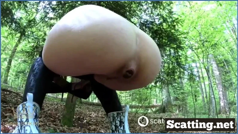 Morning forest shit & pee with Godess Kink aka TeenScatGodess – Scat, Anal HD 720p