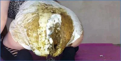 Anna Coprofield in Let’s Ruin My Diaper- Part 2