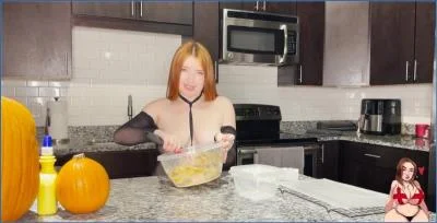 Smearing Cookies with GingerCris in Cooking With Cris Shit Compilation