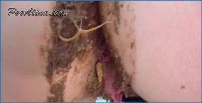 Alina Pooping and Farting in Jeans with Shit Eating