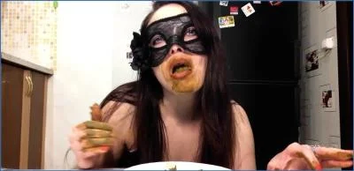 Dirty Betty Delivers savage Femdom Scat Breakfast with Real Swallow