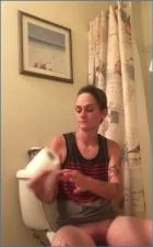 Missellie Delivers Hardcore Scat in FullHD for Shitting Videos