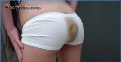 PooAlina Does Gymnastics and Pooping in a Filthy Scat Clip