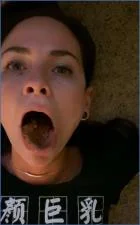 LilbuttLex Fists Her Way Through Extreme Scat and Toy Domination