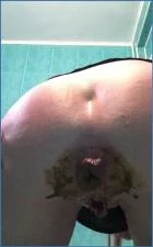 Ella Gilbert Defecates and Smears Her Mess in an Extreme Solo - Huge
