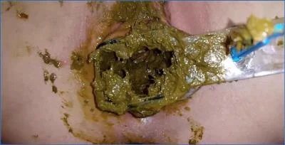 Anna Coprofield Polish Farting and Pooping on Toilet in POV