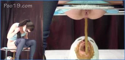 Milana Smelly Pukes and Drinks Piss in Wild Russian Scat Action