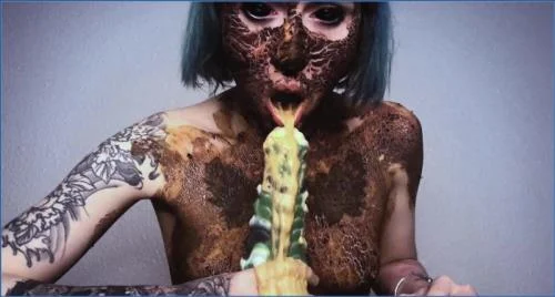 DirtyBetty Takes Hold with Extreme Shitting, Smearing and Anal Play