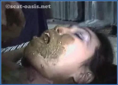 Honey Bee Delivers Hardcore Anal Pooping in Hb4-2 Smearing Fetish Video