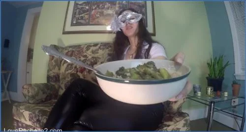 Farting by Love Rachelle in Real Copro Fetish Video